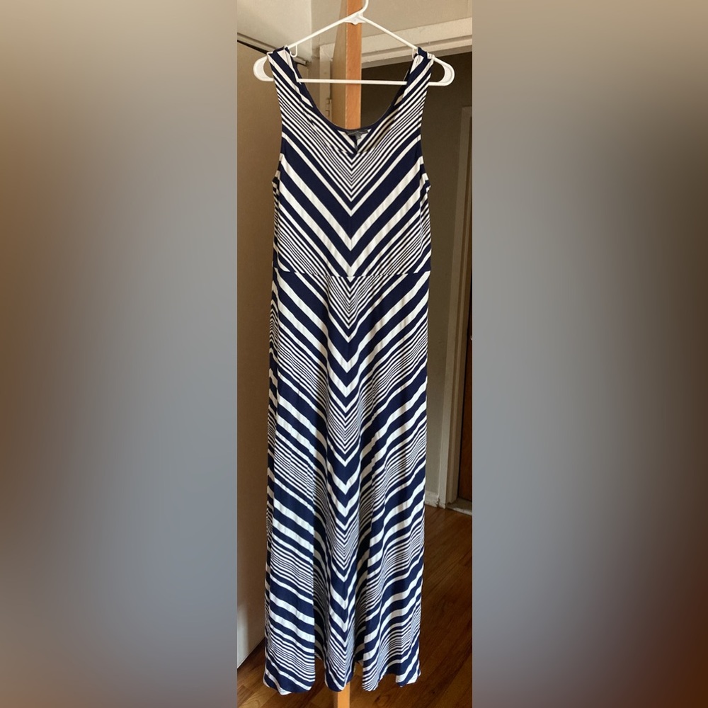 Market and Spruce Daphne Knit Maxi Dress